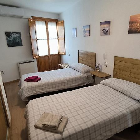 Duplex San Lorenzo 2 Parking Gratuitos Y Piscina Jaen Exterior photo