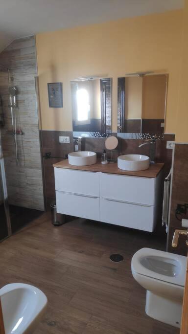 Duplex San Lorenzo 2 Parking Gratuitos Y Piscina Jaen Exterior photo
